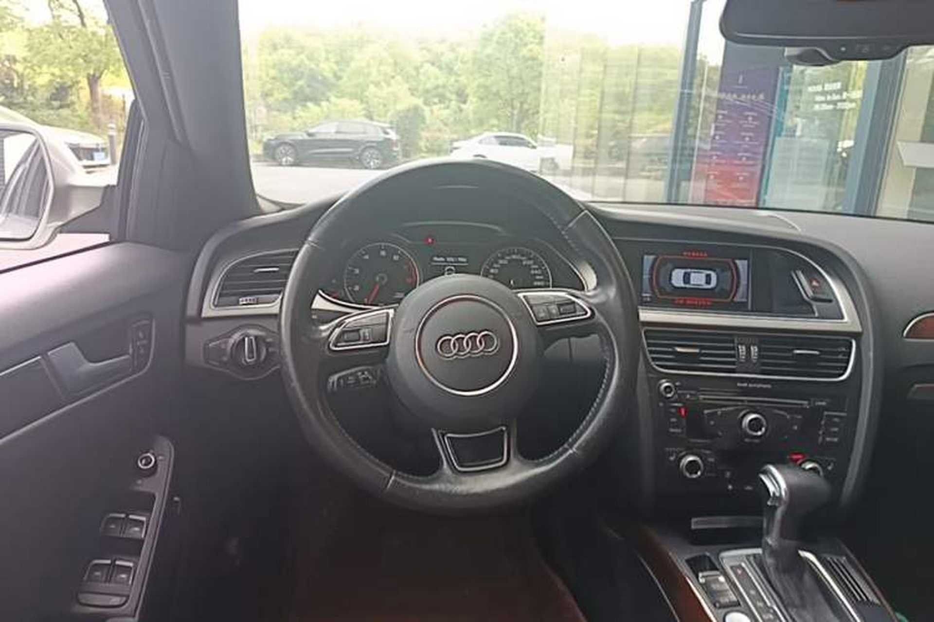 Used Audi A4L 2016 35 TFSI Collection Edition S line Comfort Model Steering Wheel