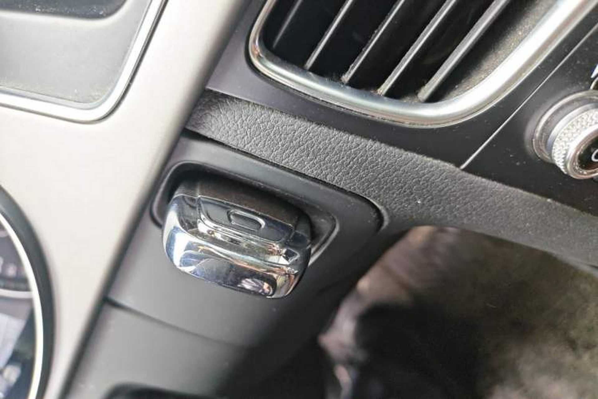 Used Audi A4L 2016 35 TFSI Collector's Edition Automatic Standard Model Vehicle Key
