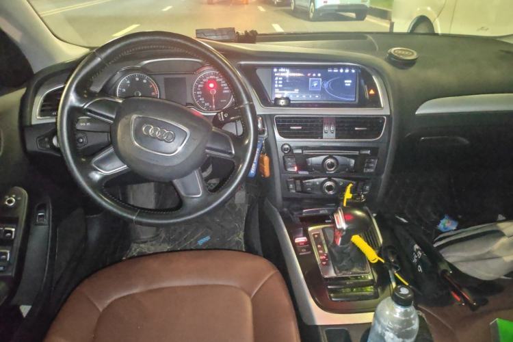 Used Audi A4L 2016 30 TFSI Collector's Edition Automatic Comfort Model Center Console