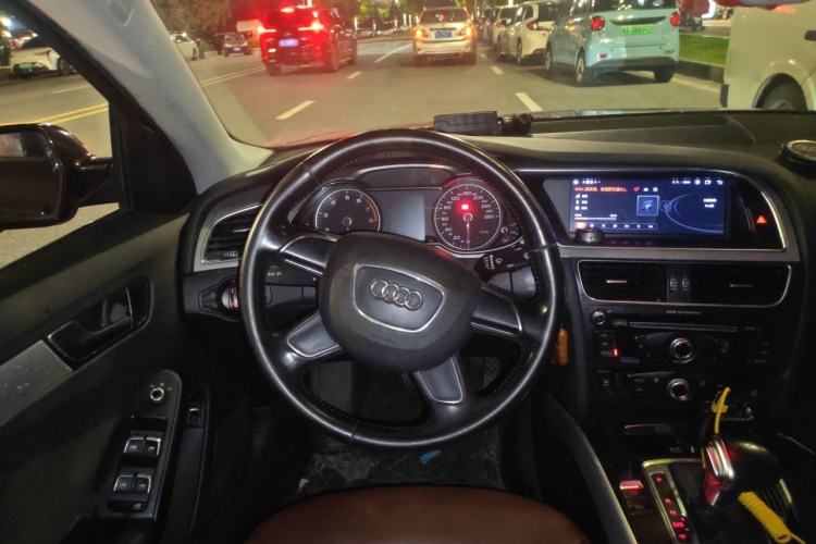 Used Audi A4L 2016 30 TFSI Collector's Edition Automatic Comfort Model Steering Wheel
