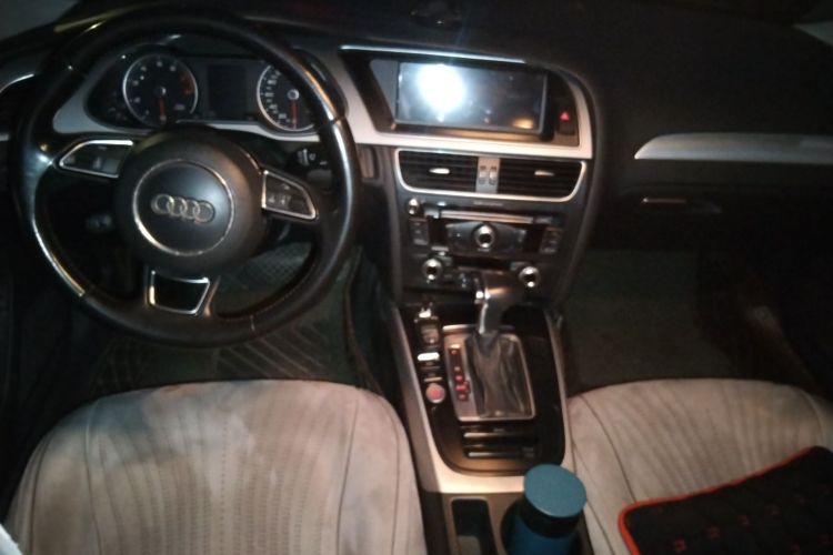 Used Audi A4L 2016 35 TFSI Collector's Edition Automatic Standard Model Center Console