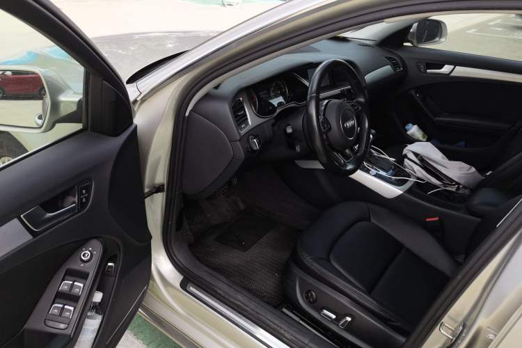 Used Audi A4L 2016 35 TFSI Collector's Edition Automatic Standard Model Driver Seat