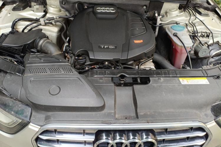 Used Audi A4L 2016 35 TFSI Collector's Edition Automatic Standard Model Engine Bay