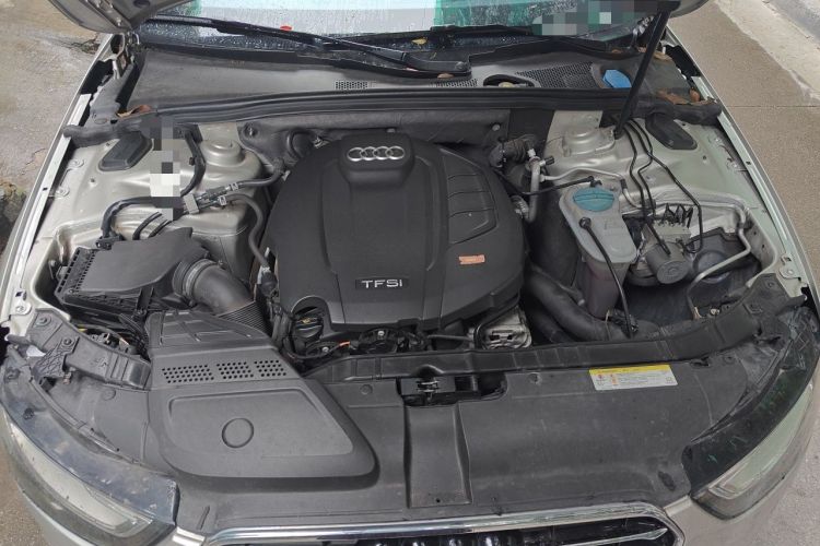 Used Audi A4L 2016 35 TFSI Collector's Edition Automatic Standard Model Engine Bay
