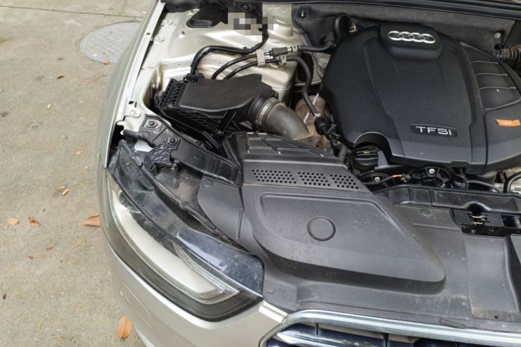 Used Audi A4L 2016 35 TFSI Collector's Edition Automatic Standard Model Engine Bay Right