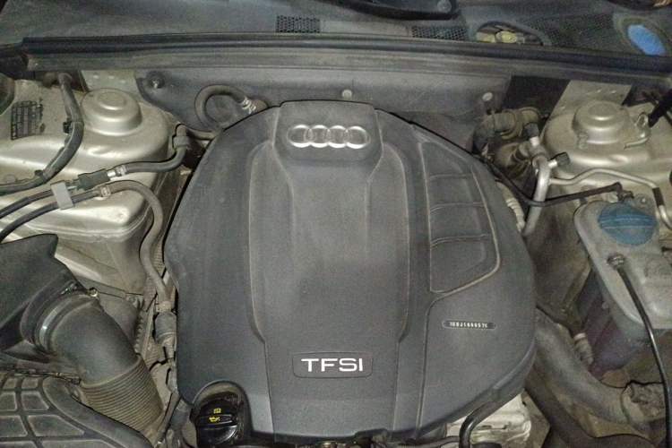 Used Audi A4L 2016 35 TFSI Collector's Edition Automatic Standard Model Engine Bay