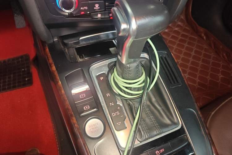 Used Audi A4L 2016 35 TFSI Collection Edition S line Comfort Model Gear Lever