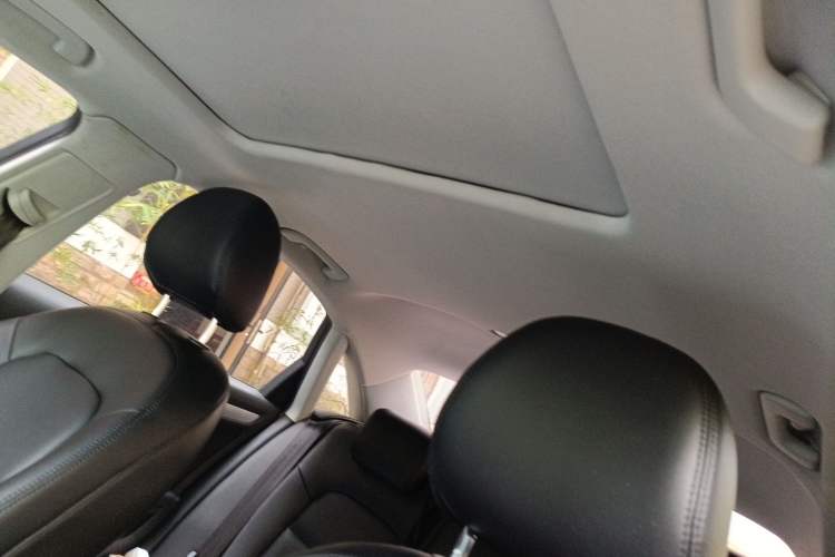 Used Audi A4L 2016 35 TFSI Collector's Edition Automatic Standard Model Headliner