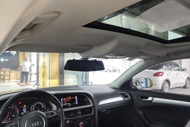 Used Audi A4L 2016 35 TFSI Collector's Edition Automatic Standard Model Headliner