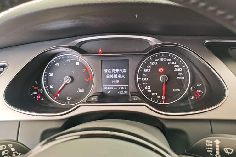 Used Audi A4L 2016 35 TFSI Collection Edition S line Comfort Model Instrument Cluster