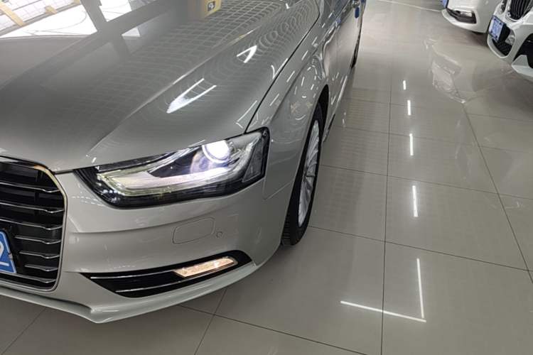 Used Audi A4L 2016 35 TFSI Collector's Edition Automatic Standard Model Left Front Headlight