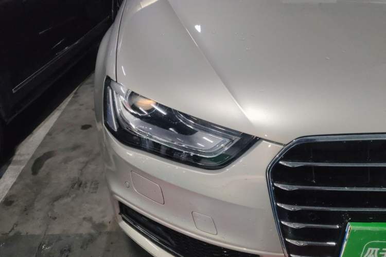 Used Audi A4L 2016 35 TFSI Collector's Edition Automatic Standard Model Right Front Headlight