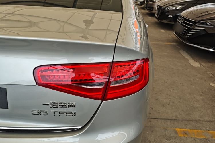 Used Audi A4L 2016 35 TFSI Collection Edition S line Comfort Model Right Rear Taillight