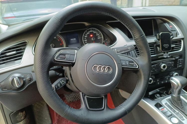 Used Audi A4L 2016 35 TFSI Collector's Edition Automatic Standard Model Steering Wheel