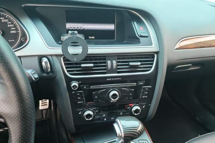 Used Audi A4L 2016 35 TFSI Collection Edition S line Comfort Model Audio And AC Panel