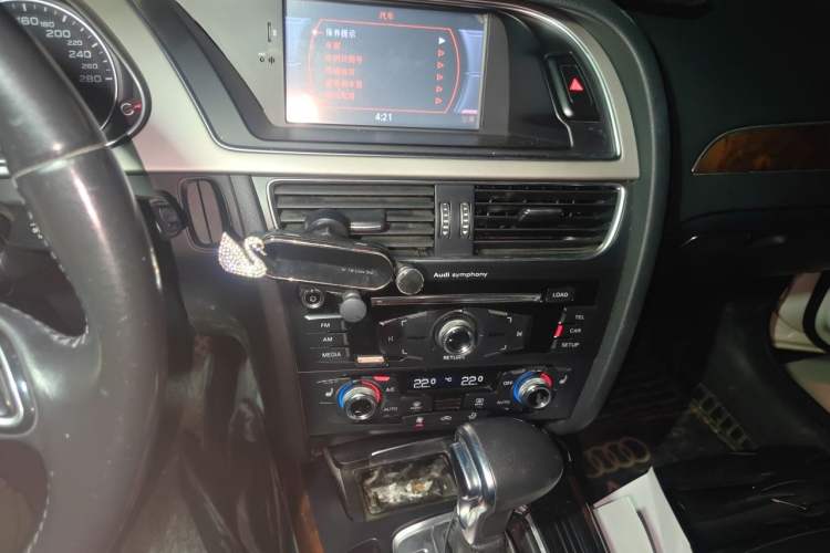 Used Audi A4L 2016 35 TFSI Collection Edition S line Comfort Model Audio And AC Panel