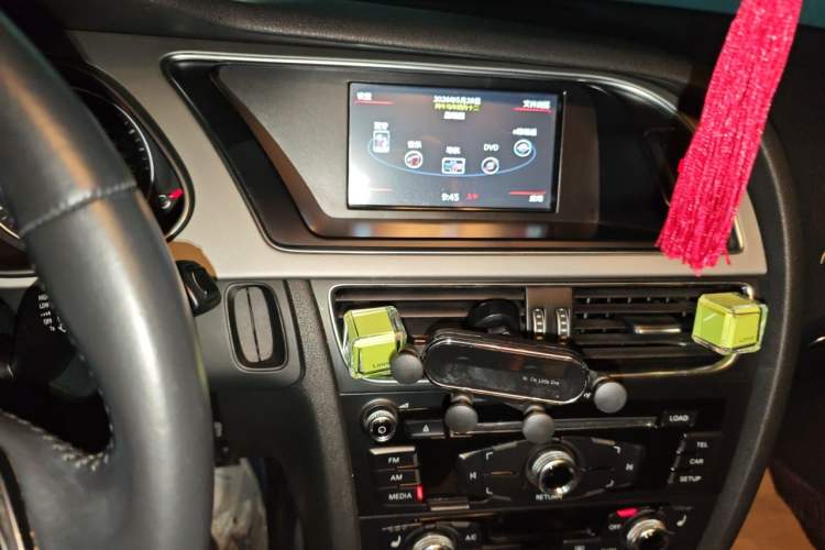 Used Audi A4L 2016 35 TFSI Collection Edition S line Comfort Model Audio And AC Panel