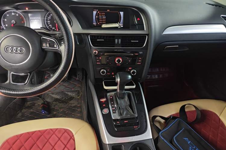 Used Audi A4L 2016 35 TFSI Collector's Edition Automatic Standard Model Audio And AC Panel