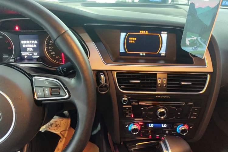Used Audi A4L 2016 35 TFSI Collection Edition S line Comfort Model Audio And AC Panel