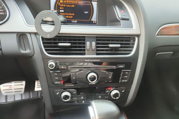Used Audi A4L 2016 35 TFSI Collection Edition S line Comfort Model Audio And AC Panel