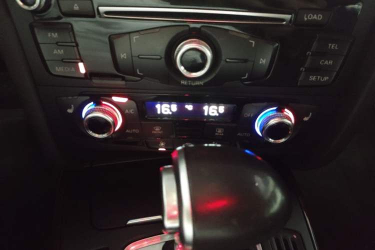 Used Audi A4L 2016 35 TFSI Collection Edition S line Comfort Model Audio And AC Panel