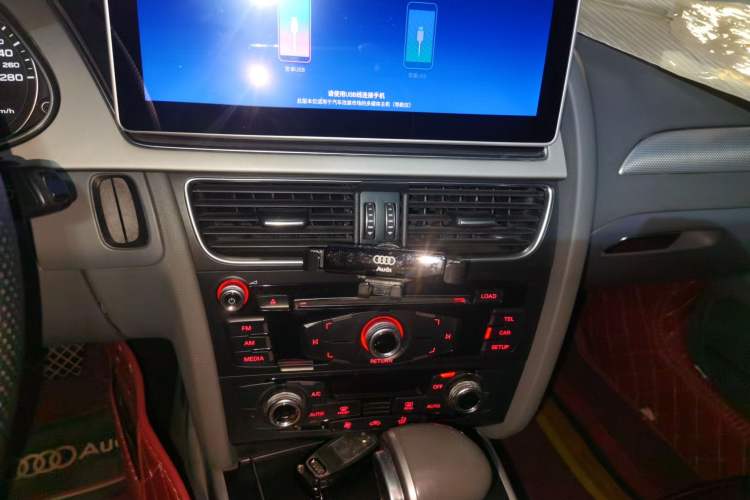 Used Audi A4L 2016 35 TFSI Collector's Edition Automatic Standard Model Audio And AC Panel