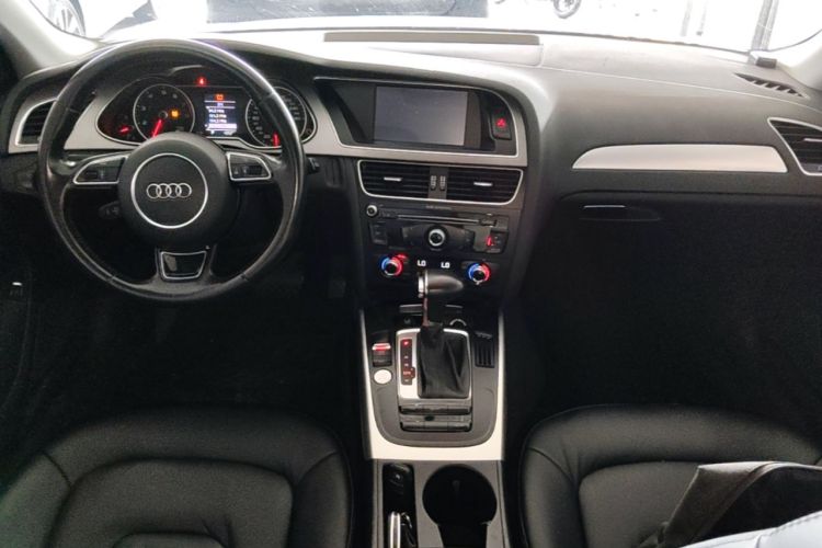Used Audi A4L 2016 35 TFSI Collector's Edition Automatic Standard Model Center Console