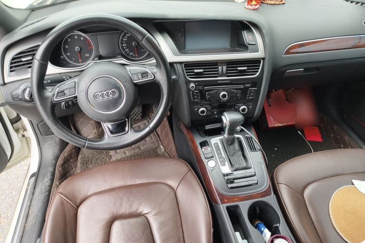 Used Audi A4L 2016 35 TFSI Collection Edition S line Comfort Model Center Console