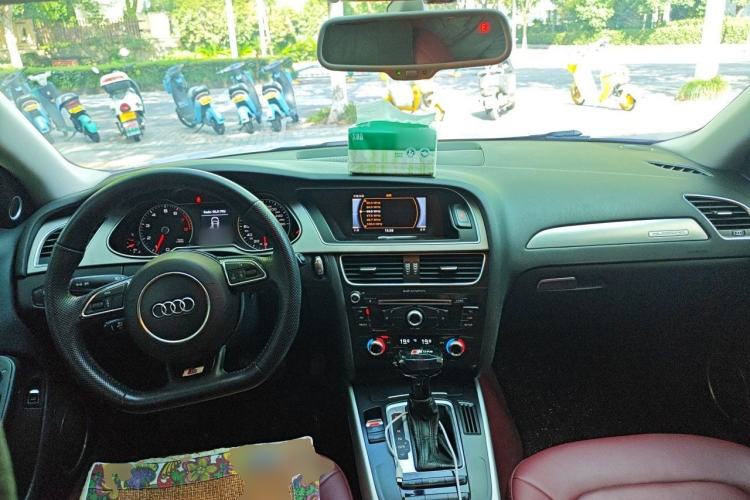 Used Audi A4L 2016 45 TFSI Collection Edition quattro Personalized Sports Model Center Console
