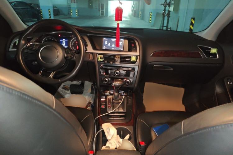 Used Audi A4L 2016 35 TFSI Collection Edition S line Comfort Model Center Console