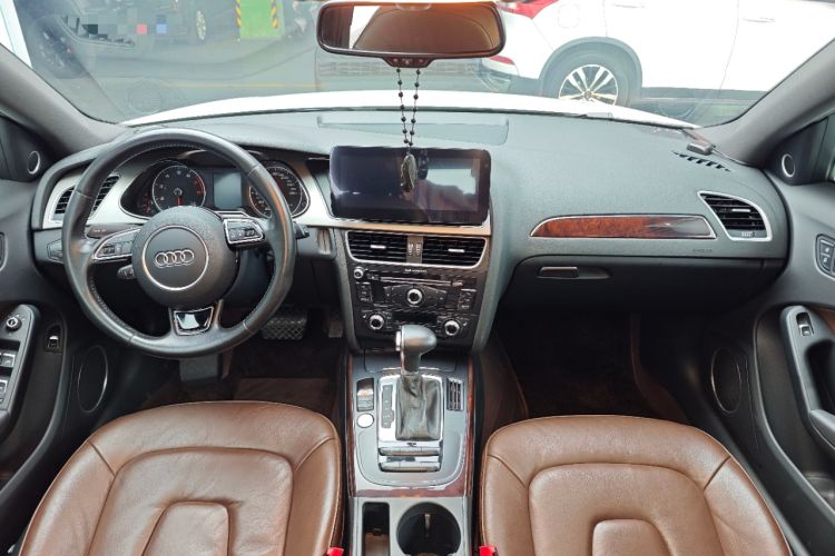 Used Audi A4L 2016 35 TFSI Collection Edition S line Comfort Model Center Console