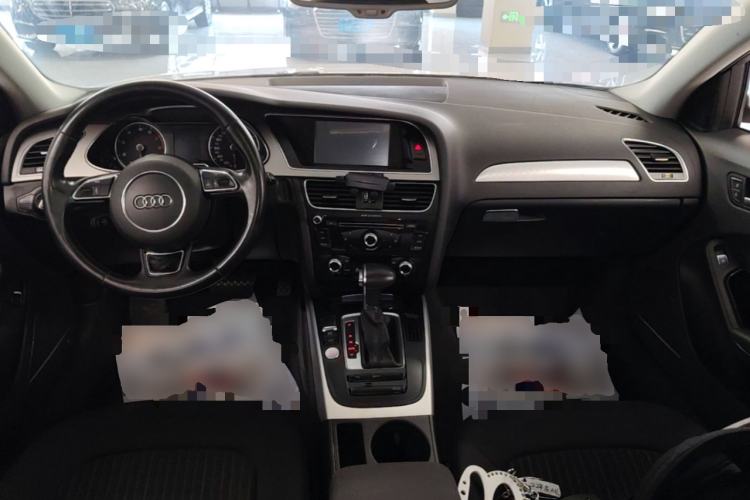 Used Audi A4L 2016 35 TFSI Collector's Edition Automatic Standard Model Center Console