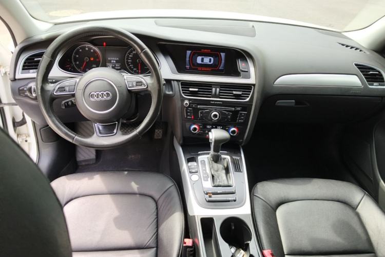 Used Audi A4L 2016 35 TFSI Collector's Edition Automatic Standard Model Center Console