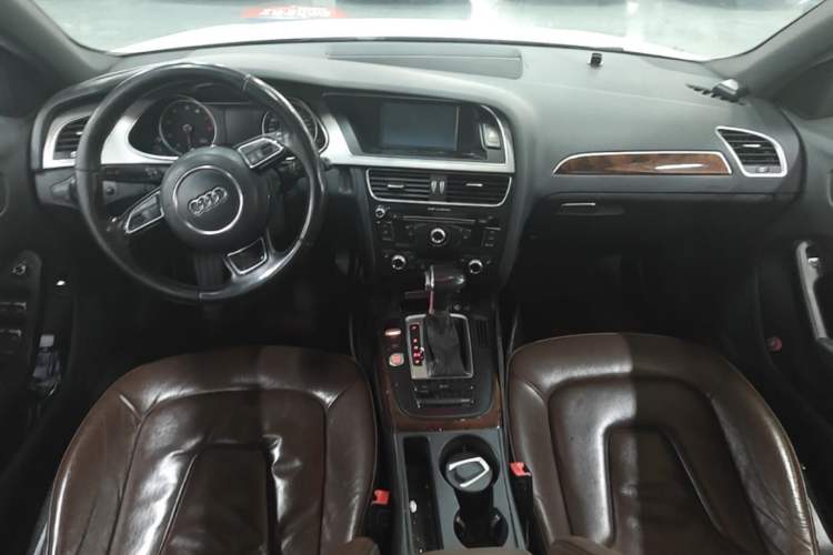 Used Audi A4L 2016 35 TFSI Collection Edition S line Comfort Model Center Console