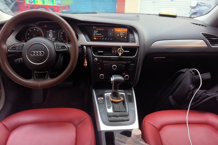 Used Audi A4L 2016 35 TFSI Automatic Standard Model Center Console