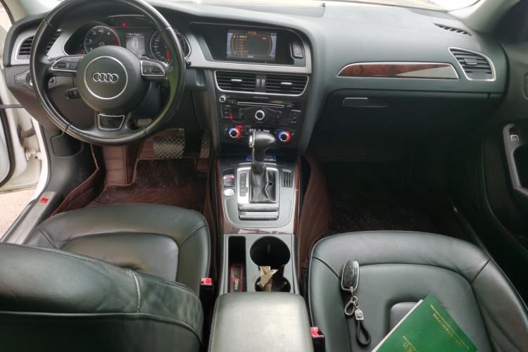 Used Audi A4L 2016 35 TFSI Collection Edition S line Comfort Model Center Console