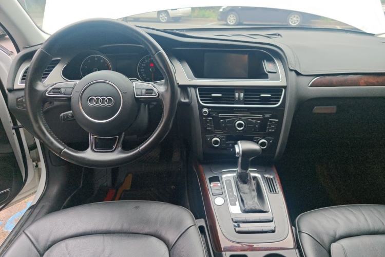 Used Audi A4L 2016 35 TFSI Collection Edition S line Comfort Model Center Console