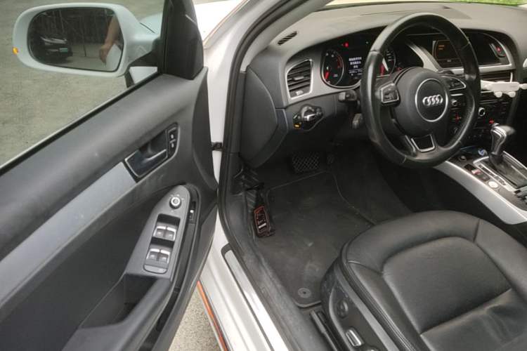 Used Audi A4L 2016 35 TFSI Collector's Edition Automatic Standard Model Driver Seat