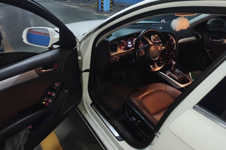Used Audi A4L 2016 35 TFSI Collector's Edition Automatic Standard Model Driver Seat