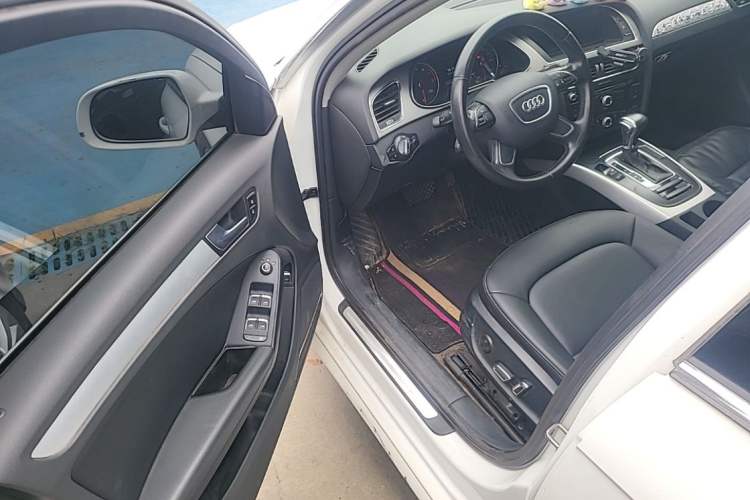 Used Audi A4L 2016 30 TFSI Collector's Edition Automatic Comfort Model Driver Seat