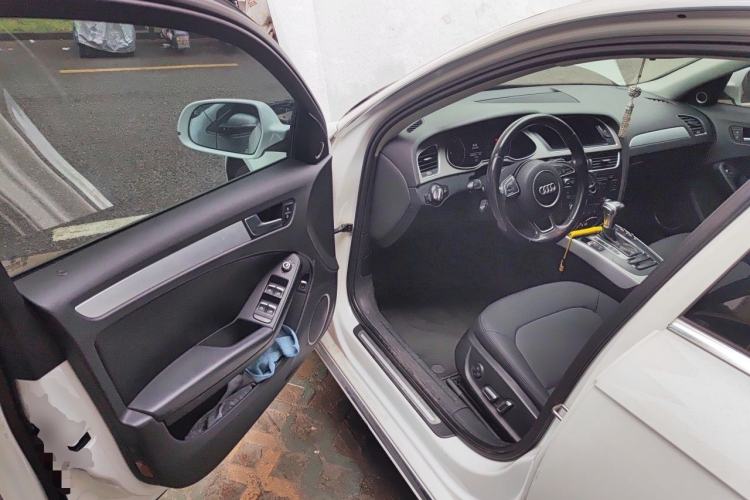 Used Audi A4L 2016 35 TFSI Automatic Standard Model Driver Seat