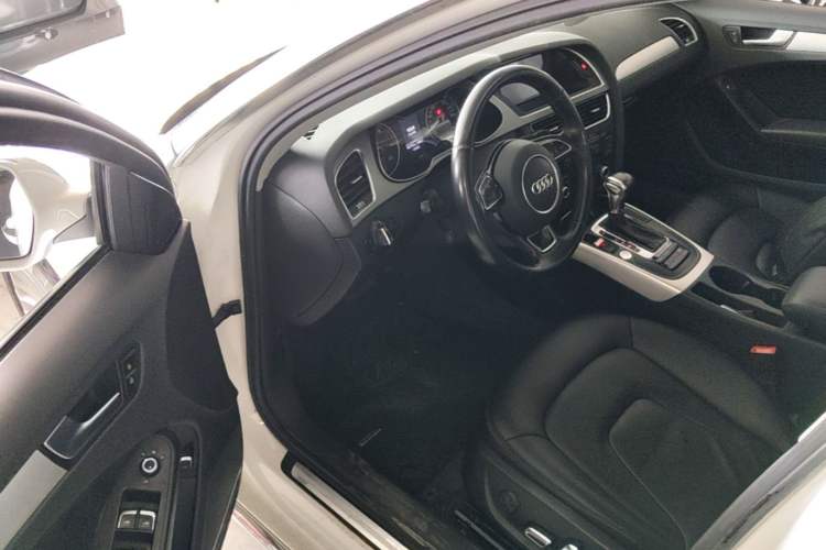 Used Audi A4L 2016 35 TFSI Collector's Edition Automatic Standard Model Driver Seat