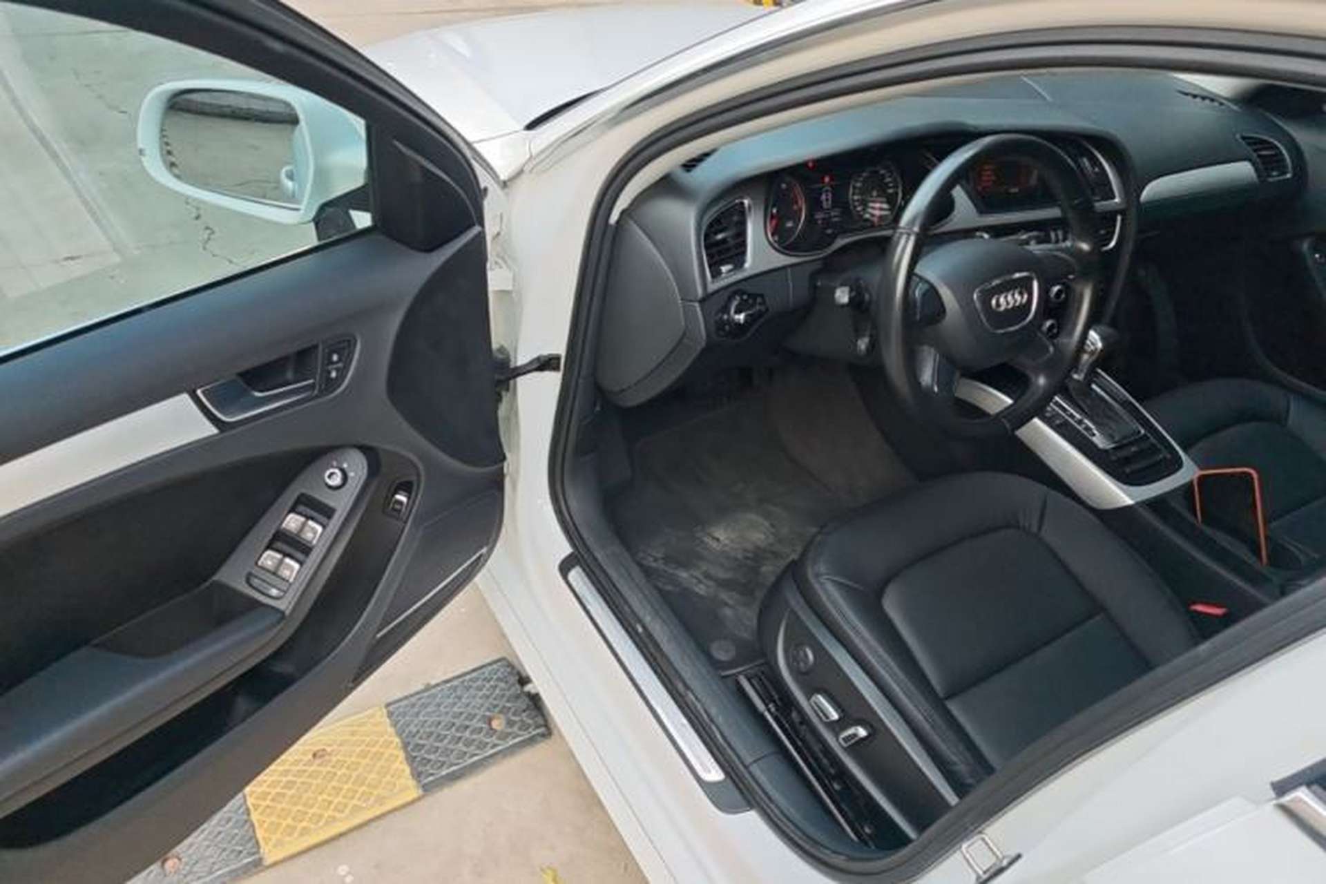 Used Audi A4L 2016 30 TFSI Collector's Edition Automatic Comfort Model Driver Seat