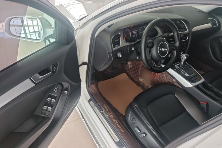 Used Audi A4L 2016 35 TFSI Automatic Standard Model Driver Seat