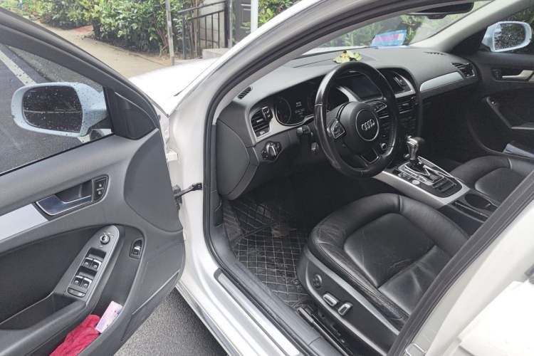 Used Audi A4L 2016 35 TFSI Collector's Edition Automatic Standard Model Driver Seat