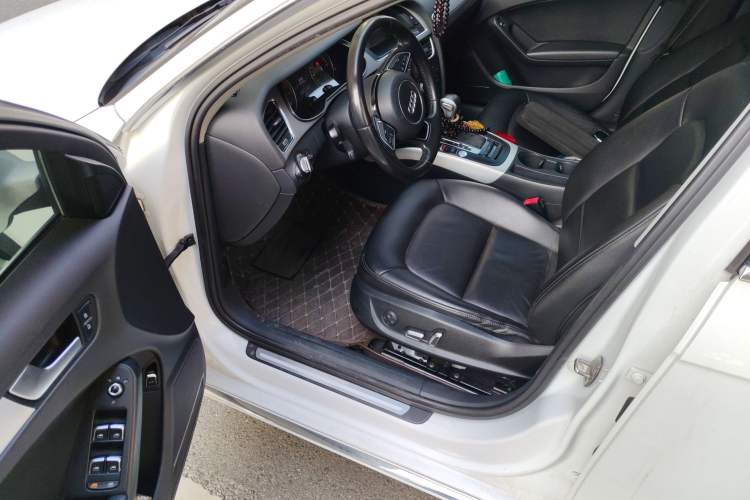 Used Audi A4L 2016 35 TFSI Automatic Standard Model Driver Seat