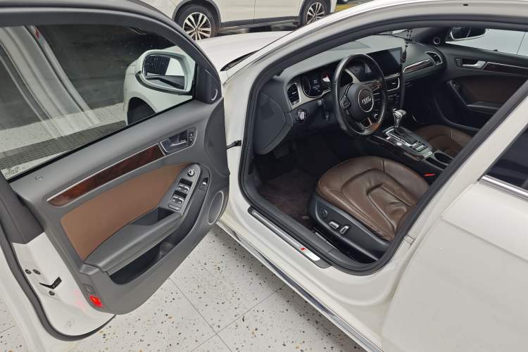 Used Audi A4L 2016 35 TFSI Collection Edition S line Comfort Model Driver Seat