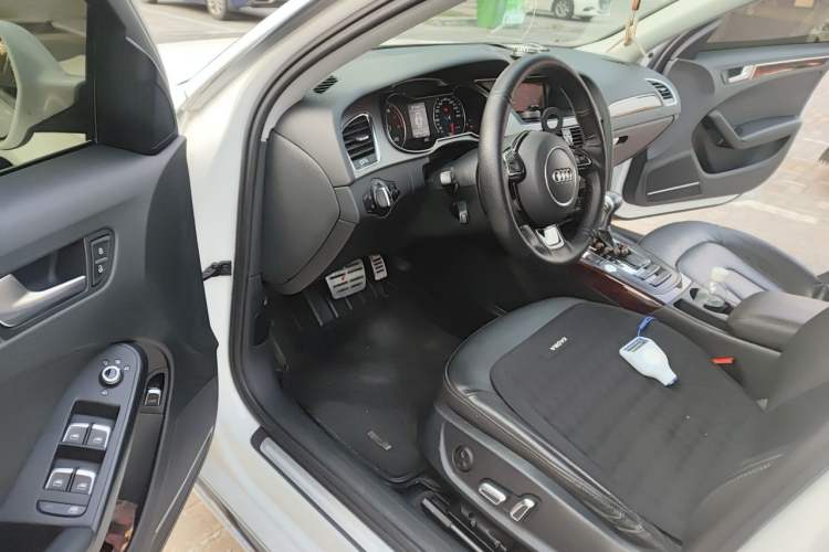 Used Audi A4L 2016 35 TFSI Collection Edition S line Comfort Model Driver Seat