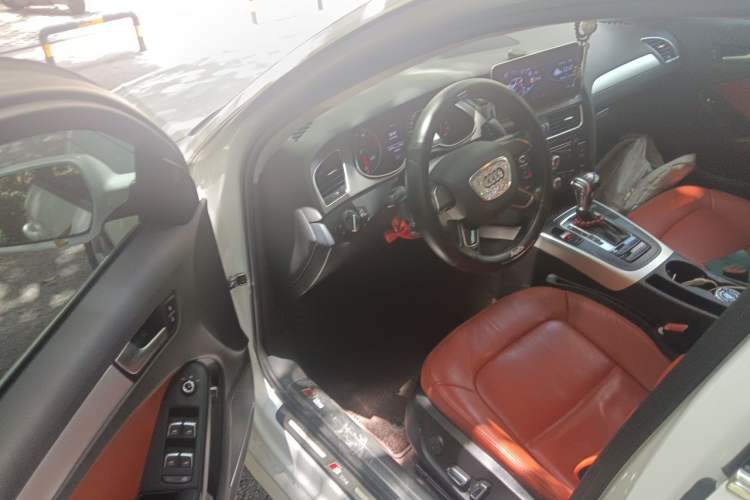 Used Audi A4L 2016 30 TFSI Collector's Edition Automatic Comfort Model Driver Seat