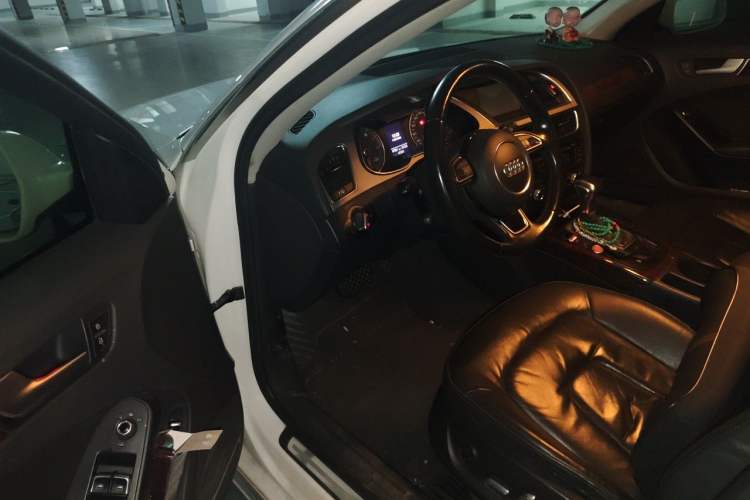 Used Audi A4L 2016 35 TFSI Collector's Edition Automatic Standard Model Driver Seat